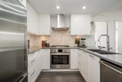 Kitchen Photo of 1409 520 Como Lake Avenue, Coquitlam, BC