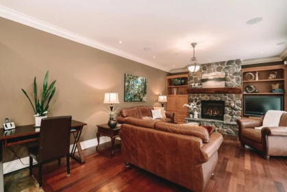 Breakfast Nook Photo of 30 Birch Wynd, Port Moody, BC