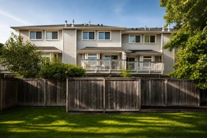 Swimming Pool Photo of 27 15550 89 Avenue, Surrey, BC