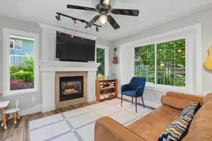 Kitchen Island Photo of 588 N Kaslo Street, Vancouver, BC