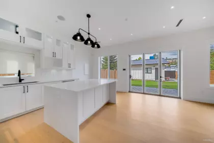 2 4463 Walden Street, Vancouver, BC, Vancouver — Half Duplex for sale