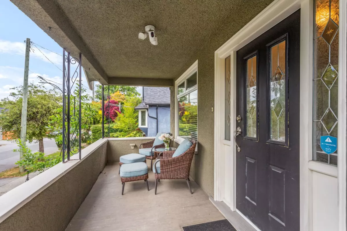 Exterior Rear Photo of 4072 Ontario Street, Vancouver, BC