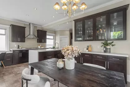 Breakfast Nook Photo of 4072 Ontario Street, Vancouver, BC
