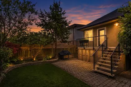 Swimming Pool Photo of 4072 Ontario Street, Vancouver, BC