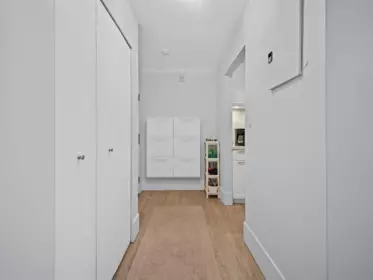 210 141 W 13th Street, North Vancouver, BC, North Vancouver — Apartment/Condo for sale