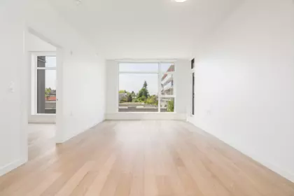 Kitchen Island Photo of 403 4171 Cambie Street, Vancouver, BC