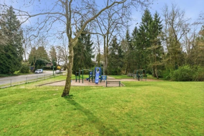 Office / Den Photo of 4328 Garden Grove Drive, Burnaby, BC
