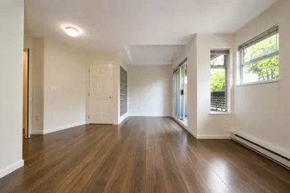 Entry Foyer Photo of 26 7175 17th Avenue, Burnaby, BC