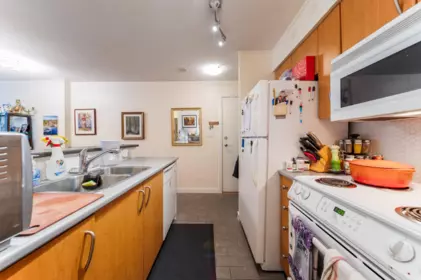 Breakfast Nook Photo of 304 1295 Richards Street, Vancouver, BC