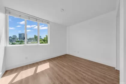 Loft / Bonus Room Photo of 524 666 Leg In Boot Square, Vancouver, BC