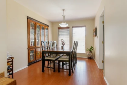 Breakfast Nook Photo of 8473 152 Street, Surrey, BC