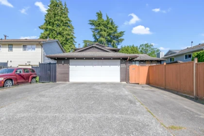 Garden / Landscaping Photo of 8473 152 Street, Surrey, BC