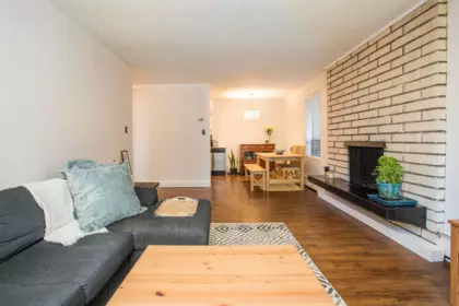 Kitchen Photo of 102 1515 E 5th Avenue, Vancouver, BC