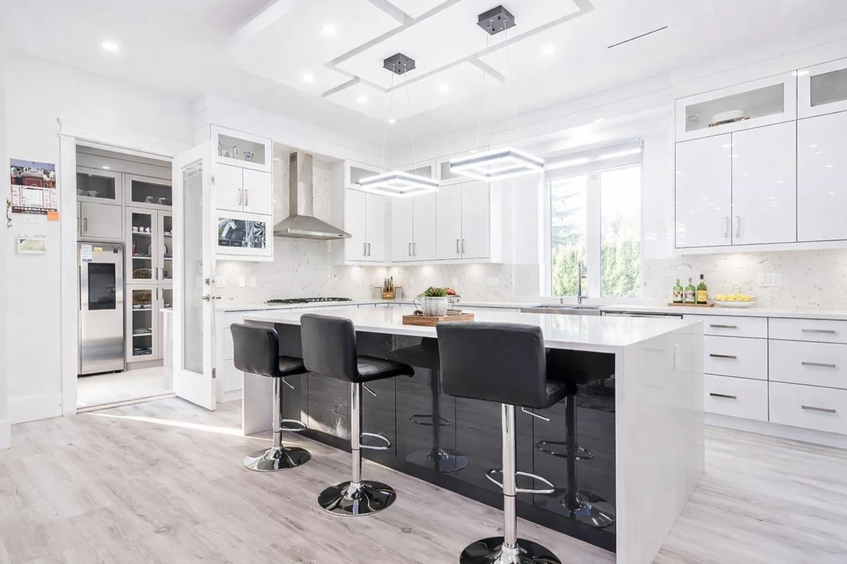Dining Area Photo of 7079 194a Street, Surrey, BC