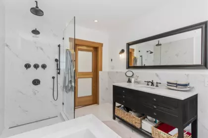 Laundry Room Photo of 615 Shaughnessy Place, Britannia Beach, BC