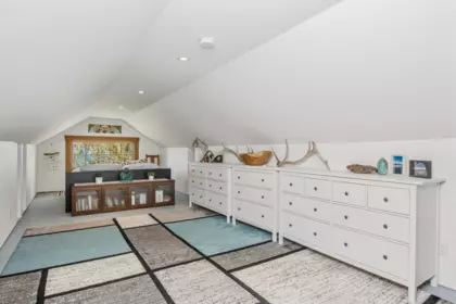 Mudroom Photo of 615 Shaughnessy Place, Britannia Beach, BC
