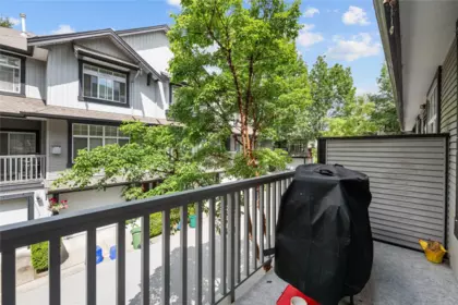 Breakfast Nook Photo of 8 18839 69 Avenue, Surrey, BC