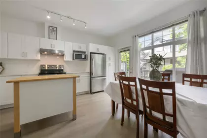 Kitchen Island Photo of 8 18839 69 Avenue, Surrey, BC