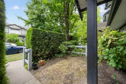 8 18839 69 Avenue, Surrey, BC, Surrey — Townhouse for sale