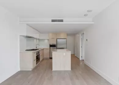 Kitchen Photo of 1508 680 Seylynn Crescent, North Vancouver, BC