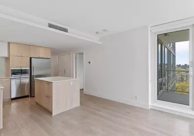 Pantry Photo of 1508 680 Seylynn Crescent, North Vancouver, BC
