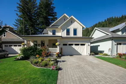1837 Frosst Creek Crossing, Cultus Lake, BC, Cultus Lake — Single Family Residence for sale