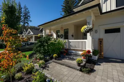 1837 Frosst Creek Crossing, Cultus Lake, BC, Cultus Lake — Single Family Residence for sale