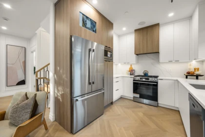Kitchen Photo of 2153 E 20th Avenue, Vancouver, BC