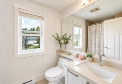 Primary Bathroom Photo of 74 12161 237 Street, Maple Ridge, BC