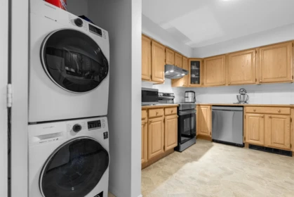 Kitchen Island Photo of 12 1872 Harbour Street, Port Coquitlam, BC