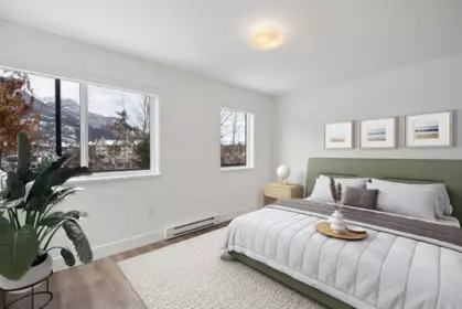 38073 Helm Way, Squamish, BC, Squamish — Townhouse for sale