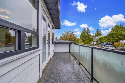 Hallway Photo of 2699 Valemont Crescent, Abbotsford, BC