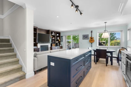 1121 St. Andrews Avenue, North Vancouver, BC, North Vancouver — Townhouse for sale