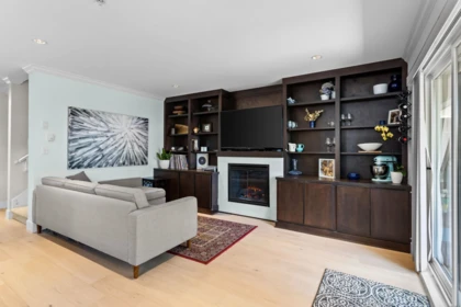 1121 St. Andrews Avenue, North Vancouver, BC, North Vancouver — Townhouse for sale