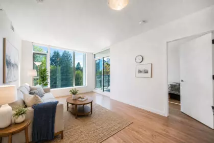 205 585 Austin Avenue, Coquitlam, BC, Coquitlam — Apartment/Condo for sale