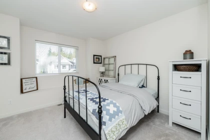Basement Recreation Room Photo of 12924 240a Street, Maple Ridge, BC