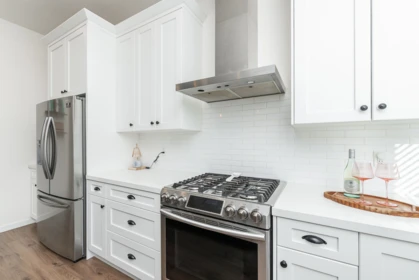 Kitchen Island Photo of 12924 240a Street, Maple Ridge, BC