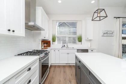 Kitchen Photo of 12924 240a Street, Maple Ridge, BC