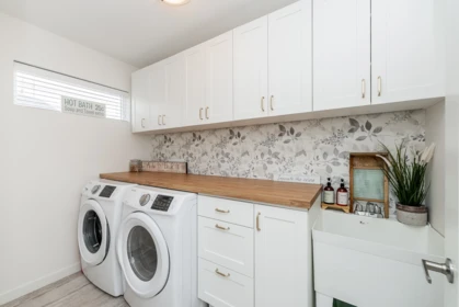 Mudroom Photo of 12924 240a Street, Maple Ridge, BC