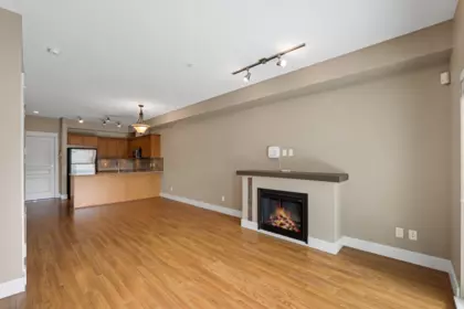 318 1336 Main Street, Squamish, BC, Squamish — Apartment/Condo for sale