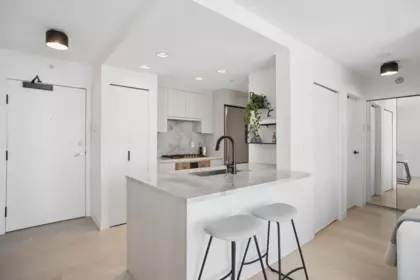 2905 198 Aquarius Mews, Vancouver, BC, Vancouver — Apartment/Condo for sale
