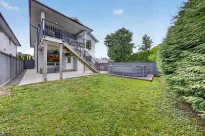 45386 Spadina Avenue, Chilliwack, BC, Chilliwack — Single Family Residence for sale