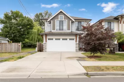 45386 Spadina Avenue, Chilliwack, BC, Chilliwack — Single Family Residence for sale