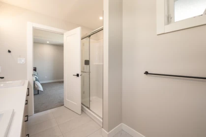 Hallway Photo of 3 43610 Chilliwack Mountain Road, Chilliwack, BC