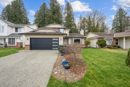 19566 Park Road, Pitt Meadows, BC, Pitt Meadows — Single Family Residence for sale