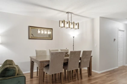 303 106 W Kings Road, North Vancouver, BC, North Vancouver — Apartment/Condo for sale