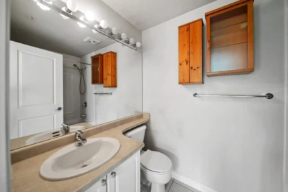 Guest Bathroom Photo of 101 850 Royal Avenue, New Westminster, BC