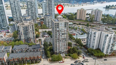 Outdoor Deck Photo of 101 850 Royal Avenue, New Westminster, BC