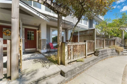 37 20449 66 Avenue, Langley, BC, Langley — Townhouse for sale