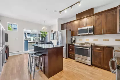 Office / Den Photo of 37 20449 66 Avenue, Langley, BC